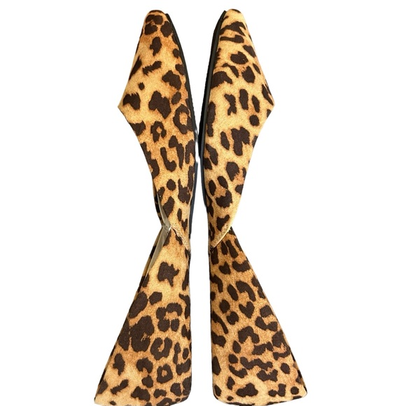 NWT Time and Tru Women's Point Toe Ballet Flat SZ 8 in Leopard Print Black Tan - Picture 4 of 7
